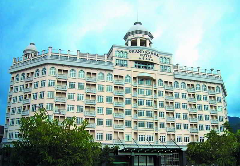 Grand Kampar Hotel Exterior foto