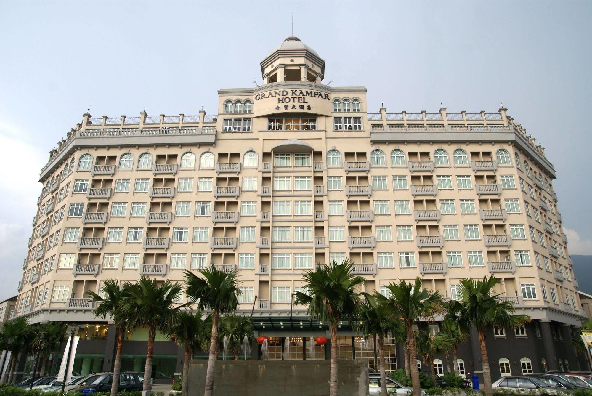 Grand Kampar Hotel Exterior foto